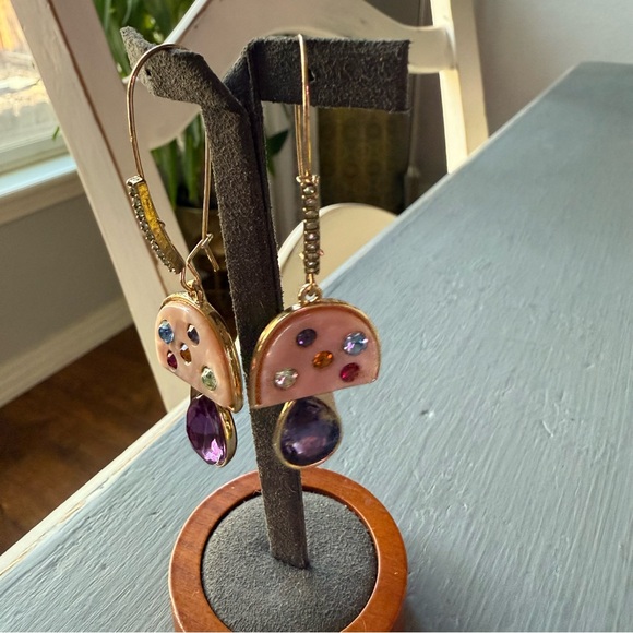 Betsey Johnson Gold Tone Mushroom Earrings - Picture 7 of 8